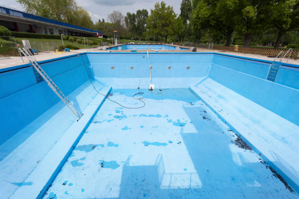 Best Water damage restoration experts  in Masury, OH